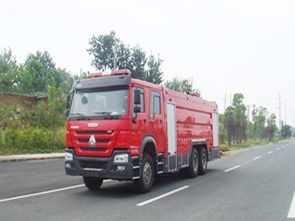 江特牌JDF5314GXFSG160型水罐消防车