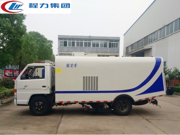 江铃小型5方吸尘车